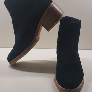 Clark's Black Suede Boots